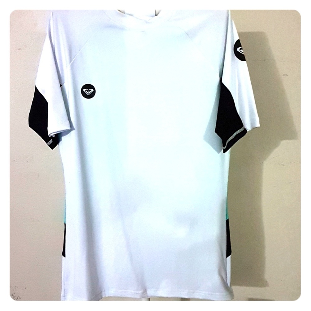 Roxy short sleeve rashguard
